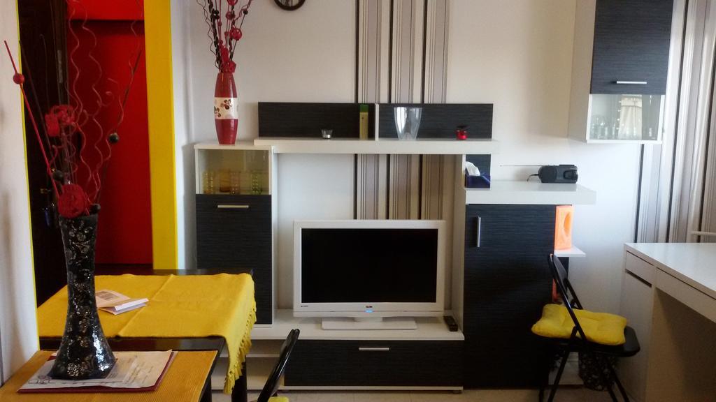 Apartment Your Second Home Суботица Экстерьер фото